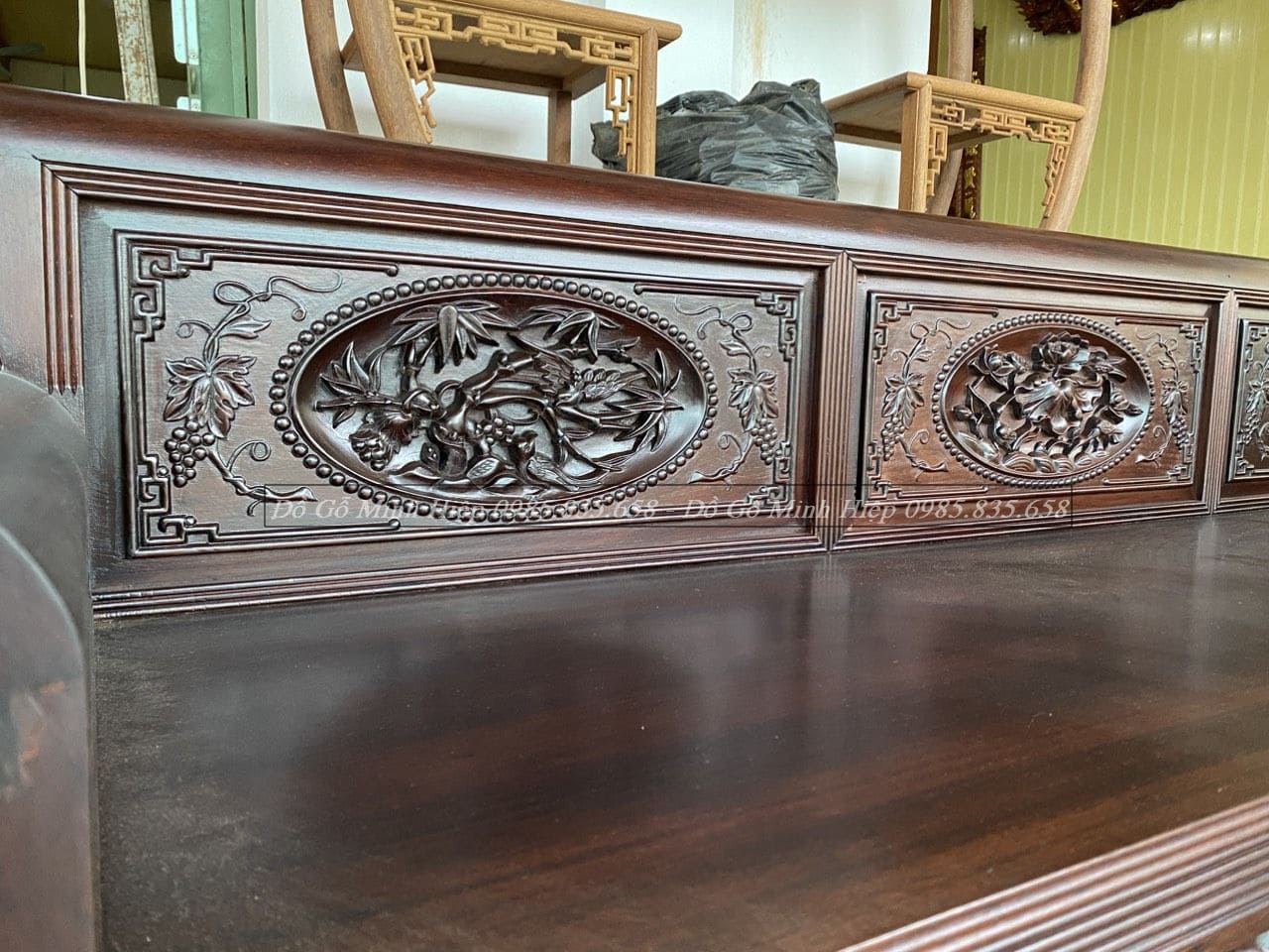 Trường kỷ sen vịt