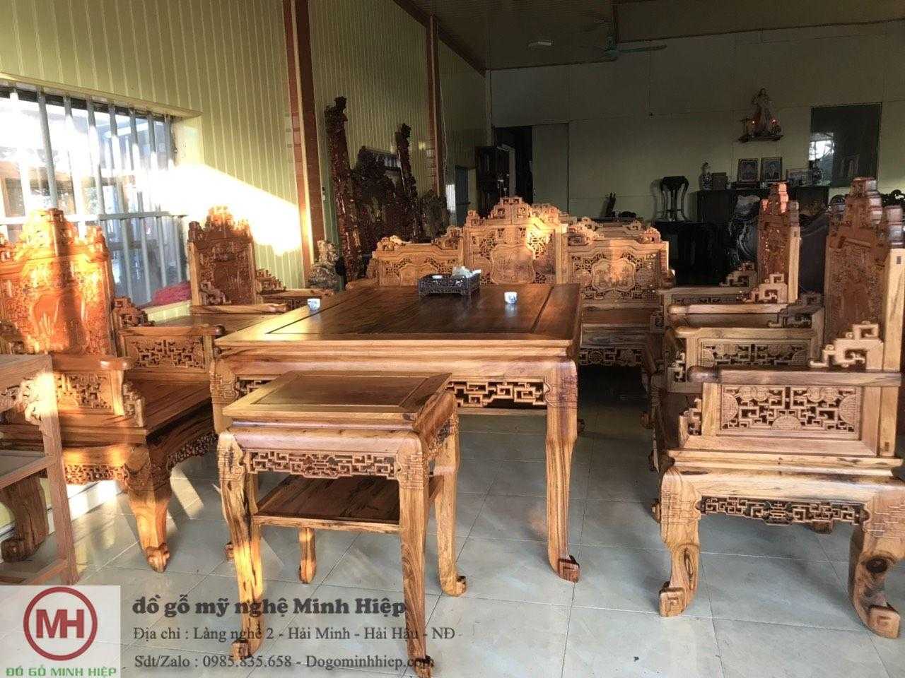 Trường kỷ tích cổ đồ gỗ gụ Quảng Bình